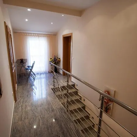 In With Sea View, Terrace, Air Conditioning, Wifi 3492-8 Apartment