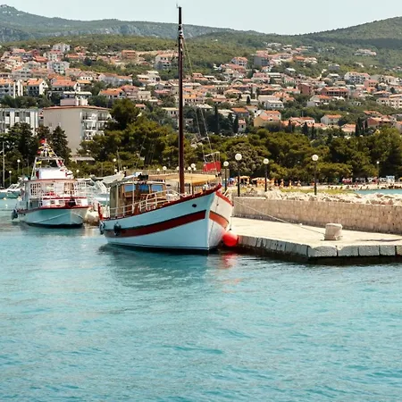 Apartmán In With Sea View, Terrace, Air Conditioning, Wifi 3492-8 *