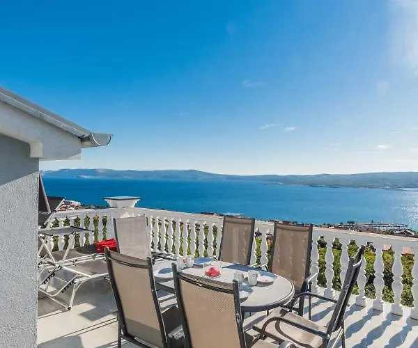 In With Sea View, Terrace, Air Conditioning, Wifi 3492-8 * Crikvenica